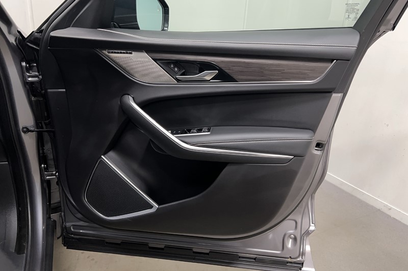 2023 (23) JAGUAR F-PACE 2.0 P400e R-Dynamic SE 5dr Auto AWD 5089718