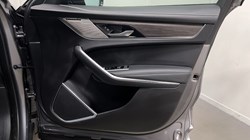 2023 (23) JAGUAR F-PACE 2.0 P400e R-Dynamic SE 5dr Auto AWD 5089718