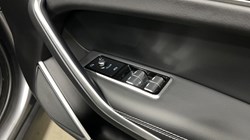 2023 (23) JAGUAR F-PACE 2.0 P400e R-Dynamic SE 5dr Auto AWD 5089719