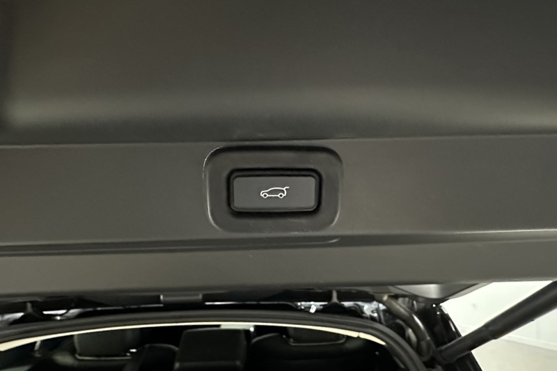 2022 (22) LAND ROVER RANGE ROVER 4.4 P530 V8 Autobiography 4dr Auto 5057981