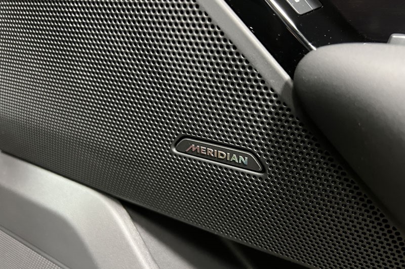 2025 (25) LAND ROVER RANGE ROVER VELAR 2.0 D200 MHEV Dynamic SE 5dr Auto 5092420