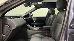 2025 (25) LAND ROVER RANGE ROVER VELAR 2.0 D200 MHEV Dynamic SE 5dr Auto 5092408