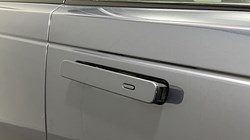 2025 (25) LAND ROVER RANGE ROVER VELAR 2.0 D200 MHEV Dynamic SE 5dr Auto 5092450