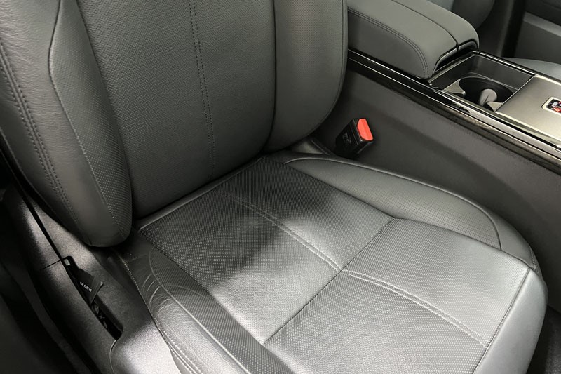 2025 (25) LAND ROVER RANGE ROVER VELAR 2.0 D200 MHEV Dynamic SE 5dr Auto 5092423