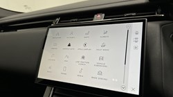 2025 (25) LAND ROVER RANGE ROVER VELAR 2.0 D200 MHEV Dynamic SE 5dr Auto 5092436