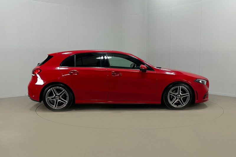 2019 (19) MERCEDES-BENZ A CLASS A200d AMG Line Premium 5dr Auto 5090850