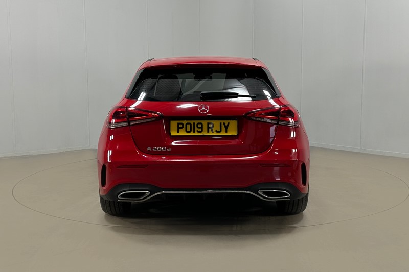 2019 (19) MERCEDES-BENZ A CLASS A200d AMG Line Premium 5dr Auto 5090851