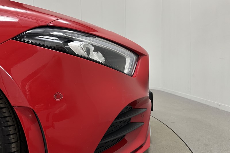 2019 (19) MERCEDES-BENZ A CLASS A200d AMG Line Premium 5dr Auto 5090896