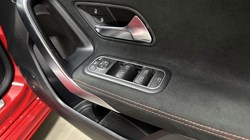 2019 (19) MERCEDES-BENZ A CLASS A200d AMG Line Premium 5dr Auto 5090859