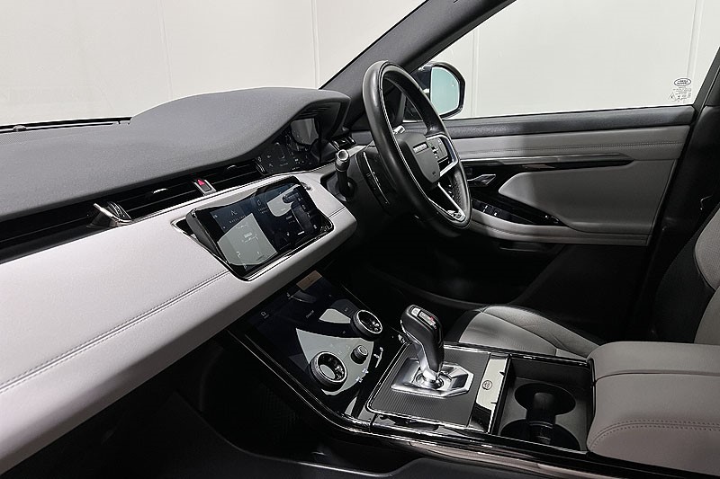 2022 (71) LAND ROVER RANGE ROVER EVOQUE 1.5 P300e R-Dynamic SE 5dr Auto 5050684