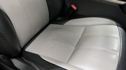 2022 (71) LAND ROVER RANGE ROVER EVOQUE 1.5 P300e R-Dynamic SE 5dr Auto 5050664