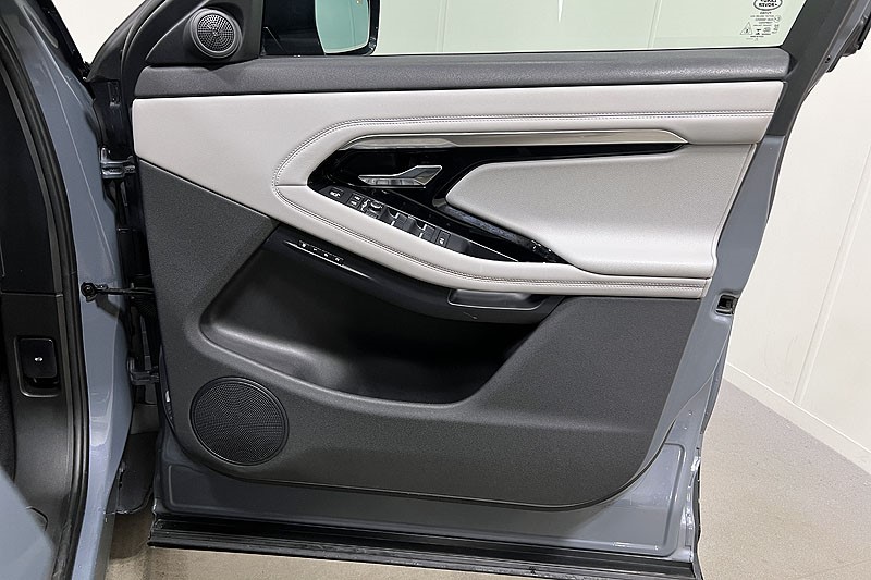 2022 (71) LAND ROVER RANGE ROVER EVOQUE 1.5 P300e R-Dynamic SE 5dr Auto 5050659