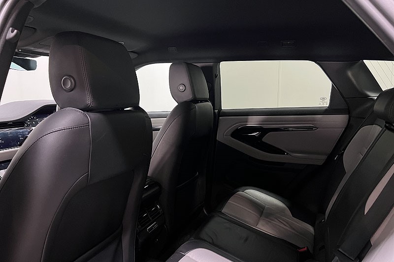 2022 (71) LAND ROVER RANGE ROVER EVOQUE 1.5 P300e R-Dynamic SE 5dr Auto 5050686