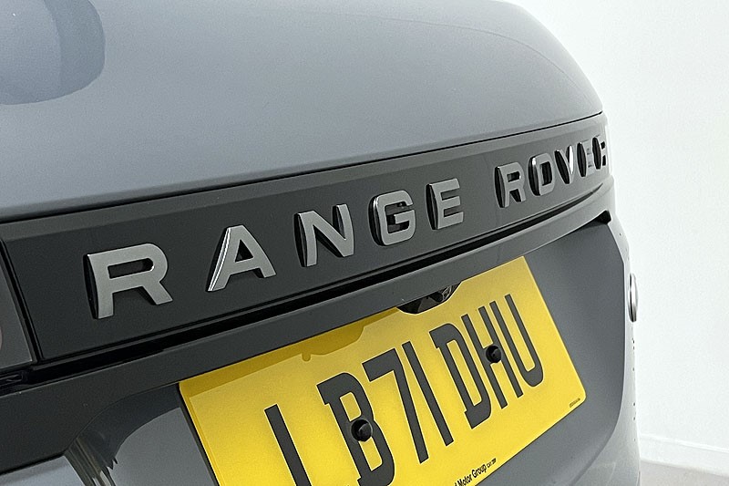 2022 (71) LAND ROVER RANGE ROVER EVOQUE 1.5 P300e R-Dynamic SE 5dr Auto 5050694