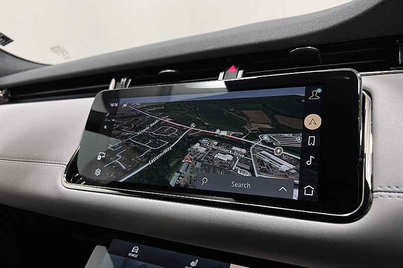 2022 (71) LAND ROVER RANGE ROVER EVOQUE 1.5 P300e R-Dynamic SE 5dr Auto 5050679