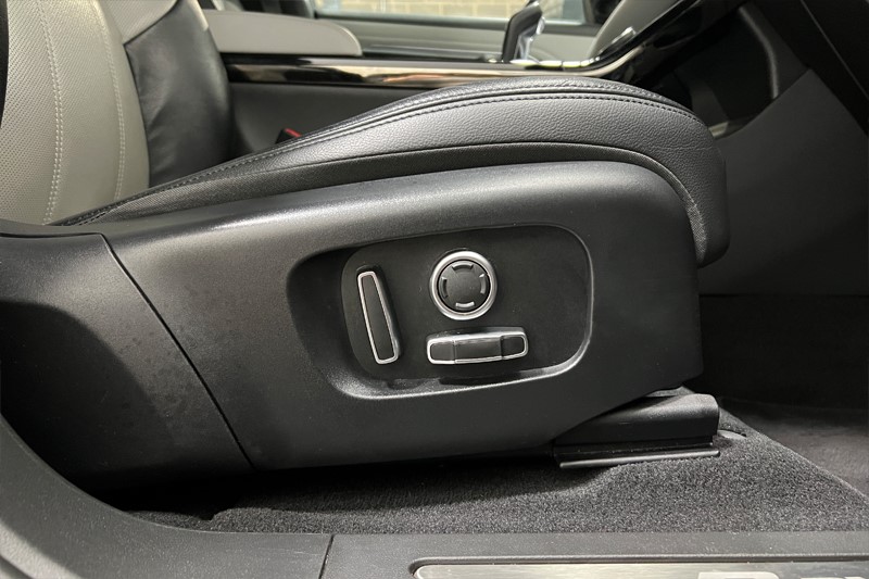 2022 (71) LAND ROVER RANGE ROVER EVOQUE 1.5 P300e R-Dynamic SE 5dr Auto 5050663