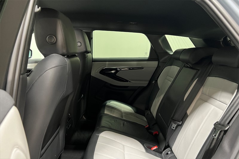 2022 (71) LAND ROVER RANGE ROVER EVOQUE 1.5 P300e R-Dynamic SE 5dr Auto 5050652