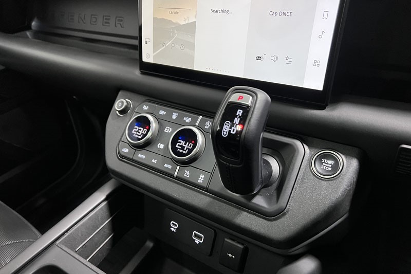 2023 (73) LAND ROVER DEFENDER 3.0 D250 X-Dynamic HSE 110 5dr Auto 5060191