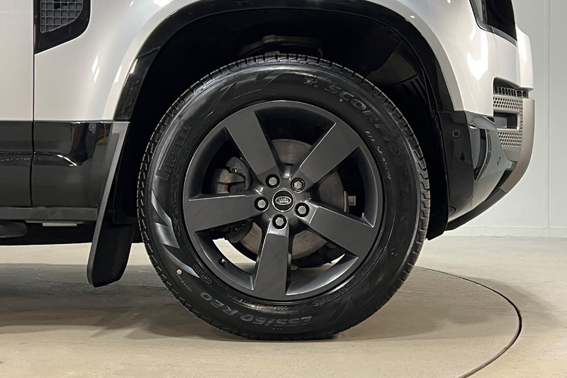 2023 (73) LAND ROVER DEFENDER 3.0 D250 X-Dynamic HSE 110 5dr Auto 5060174