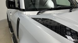 2023 (73) LAND ROVER DEFENDER 3.0 D250 X-Dynamic HSE 110 5dr Auto 5060213