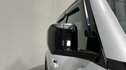 2023 (73) LAND ROVER DEFENDER 3.0 D250 X-Dynamic HSE 110 5dr Auto 5060211