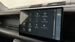 2023 (73) LAND ROVER DEFENDER 3.0 D250 X-Dynamic HSE 110 5dr Auto 5060199