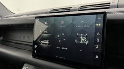 2023 (73) LAND ROVER DEFENDER 3.0 D250 X-Dynamic HSE 110 5dr Auto 5060196