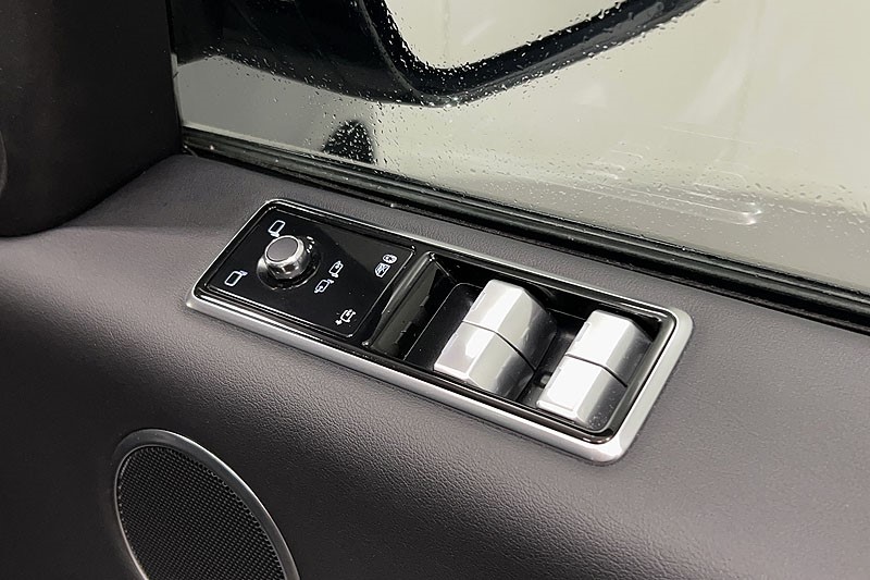 2022 (71) LAND ROVER RANGE ROVER SPORT 3.0 D250 HSE Silver 5dr Auto 5059901