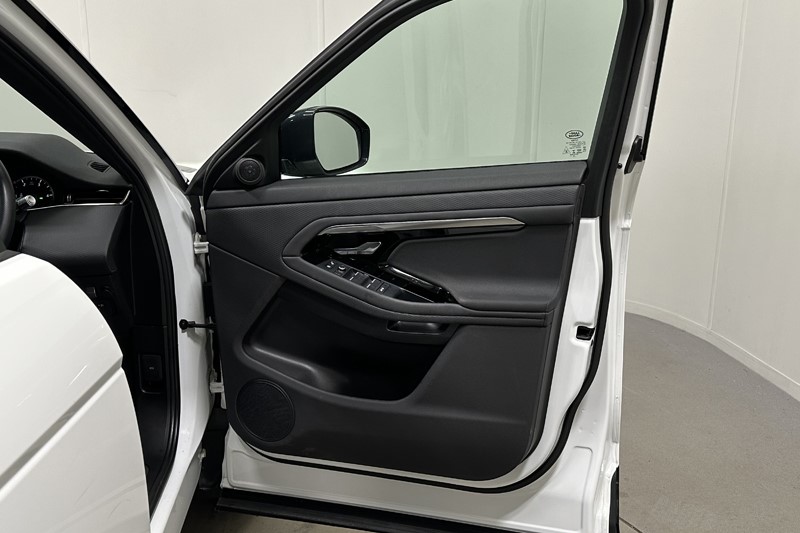 2019 (69) LAND ROVER RANGE ROVER EVOQUE 2.0 D150 R-Dynamic 5dr 2WD 5069597