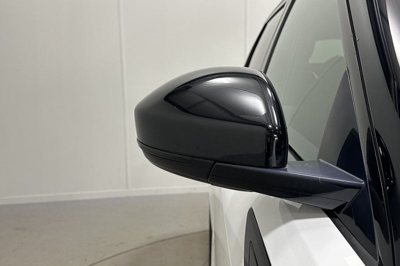 2019 (69) LAND ROVER RANGE ROVER EVOQUE 2.0 D150 R-Dynamic 5dr 2WD 5069628