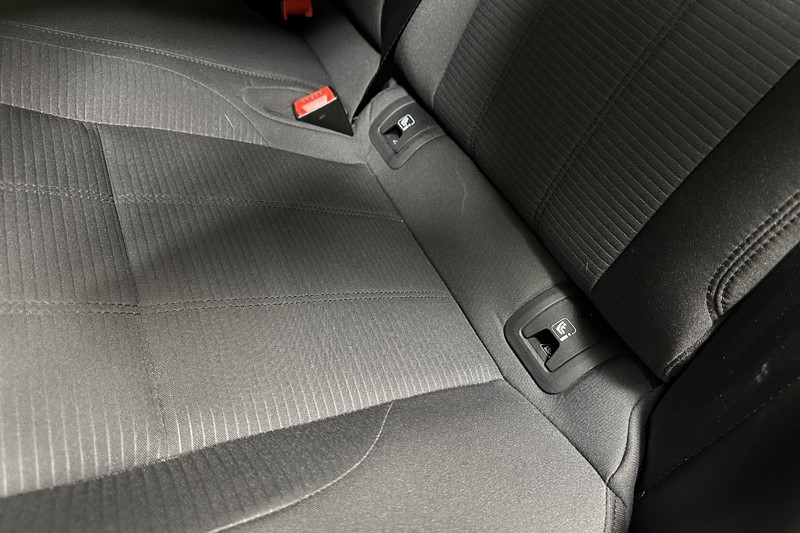 2019 (69) LAND ROVER RANGE ROVER EVOQUE 2.0 D150 R-Dynamic 5dr 2WD 5069618