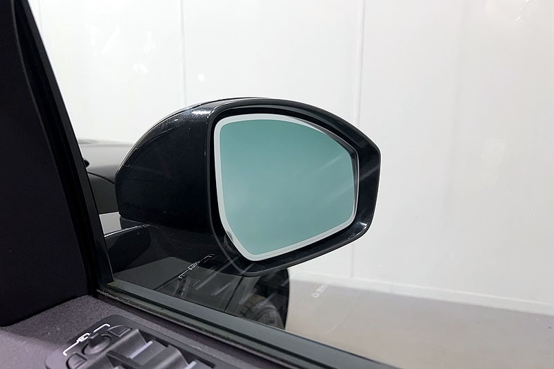 2020 (70) LAND ROVER DISCOVERY SPORT 2.0 D180 R-Dynamic S 5dr Auto 5092310