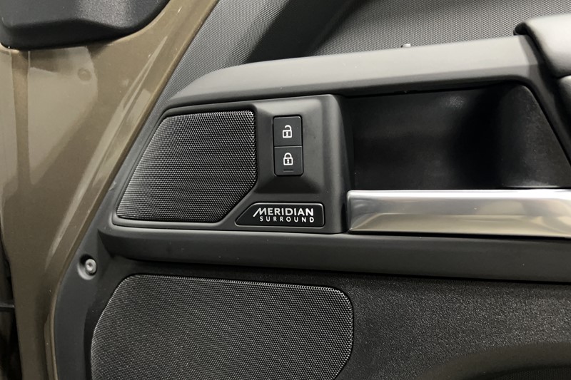 2024 (74) LAND ROVER DEFENDER 3.0 D350 X-Dynamic HSE 110 5dr Auto [7 Seat] 5109030