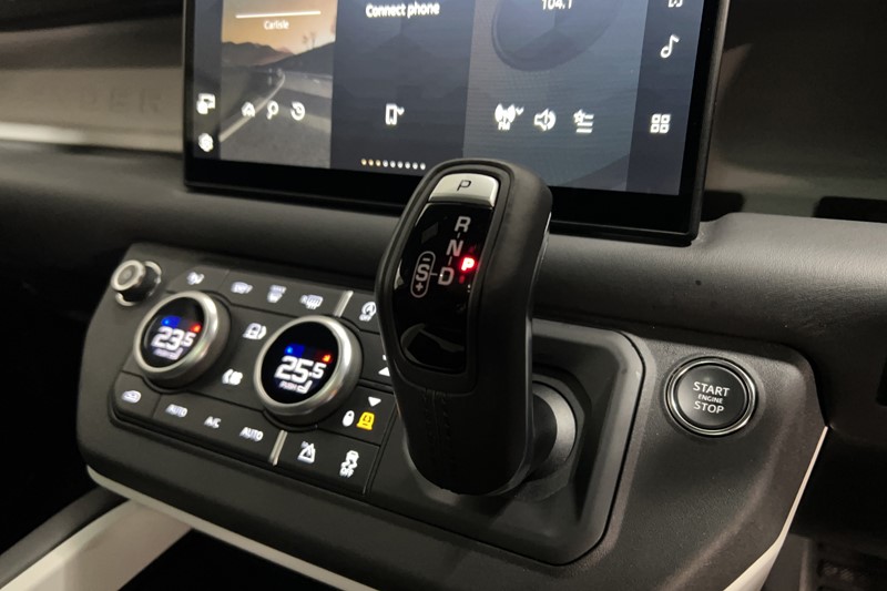 2024 (74) LAND ROVER DEFENDER 3.0 D350 X-Dynamic HSE 110 5dr Auto [7 Seat] 5109043