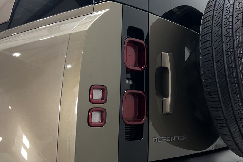 2024 (74) LAND ROVER DEFENDER 3.0 D350 X-Dynamic HSE 110 5dr Auto [7 Seat] 5109064