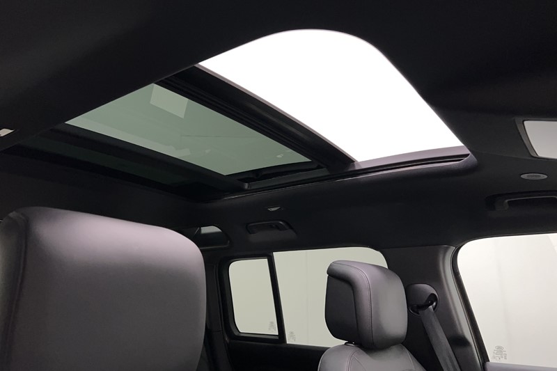 2024 (74) LAND ROVER DEFENDER 3.0 D350 X-Dynamic HSE 110 5dr Auto [7 Seat] 5109037