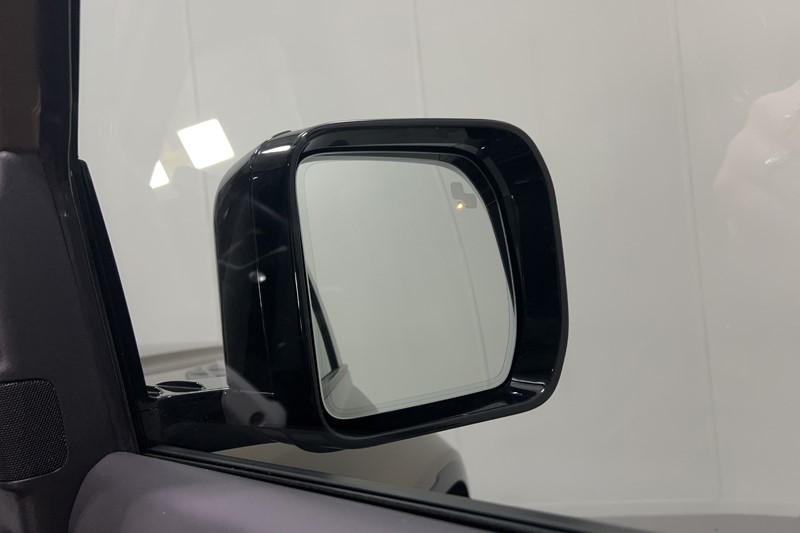 2024 (74) LAND ROVER DEFENDER 3.0 D350 X-Dynamic HSE 110 5dr Auto [7 Seat] 5109032