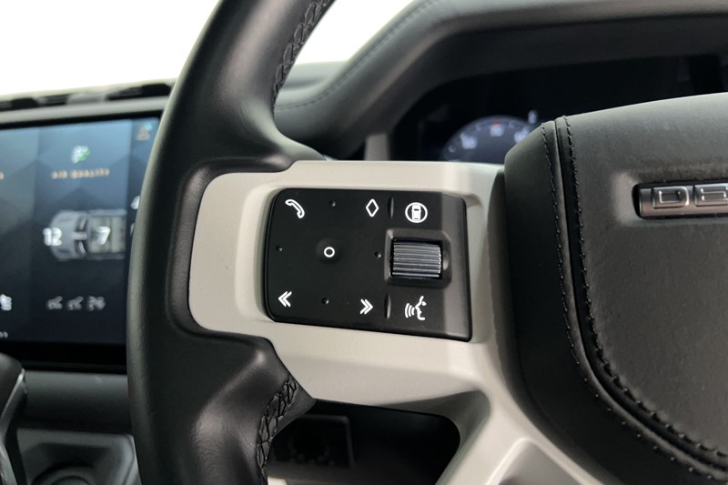 2024 (74) LAND ROVER DEFENDER 3.0 D350 X-Dynamic HSE 110 5dr Auto [7 Seat] 5109039