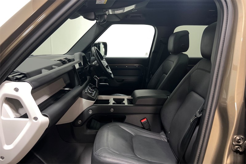 2024 (74) LAND ROVER DEFENDER 3.0 D350 X-Dynamic HSE 110 5dr Auto [7 Seat] 5109019