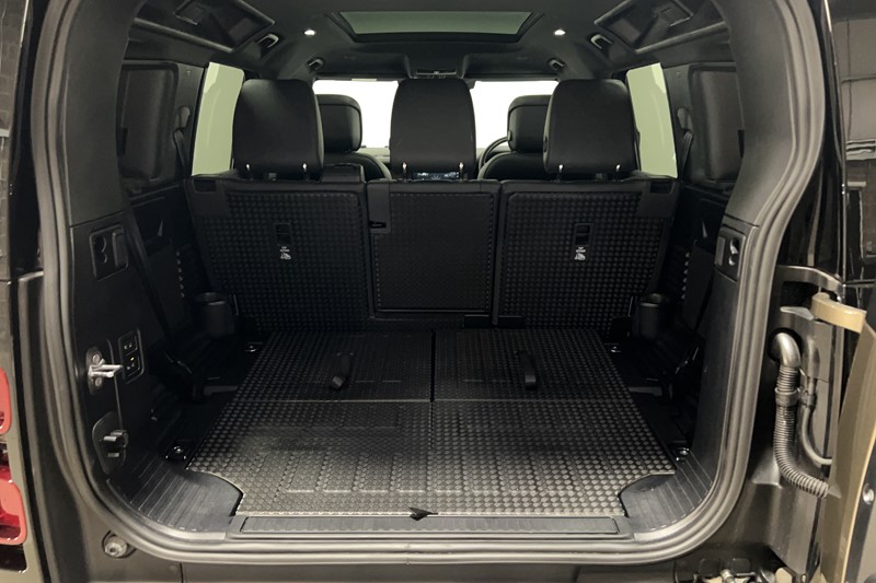 2024 (74) LAND ROVER DEFENDER 3.0 D350 X-Dynamic HSE 110 5dr Auto [7 Seat] 5109063