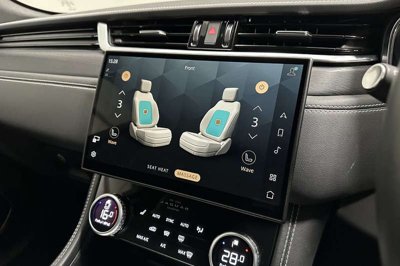 2024 (24) JAGUAR F-PACE 2.0 P400e R-Dynamic HSE Black 5dr Auto AWD 5111572