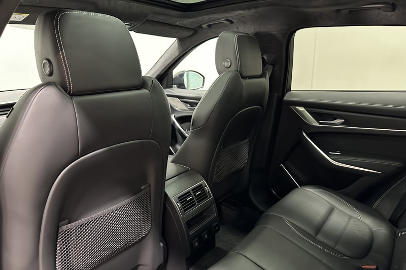 2024 (24) JAGUAR F-PACE 2.0 P400e R-Dynamic HSE Black 5dr Auto AWD 5111579