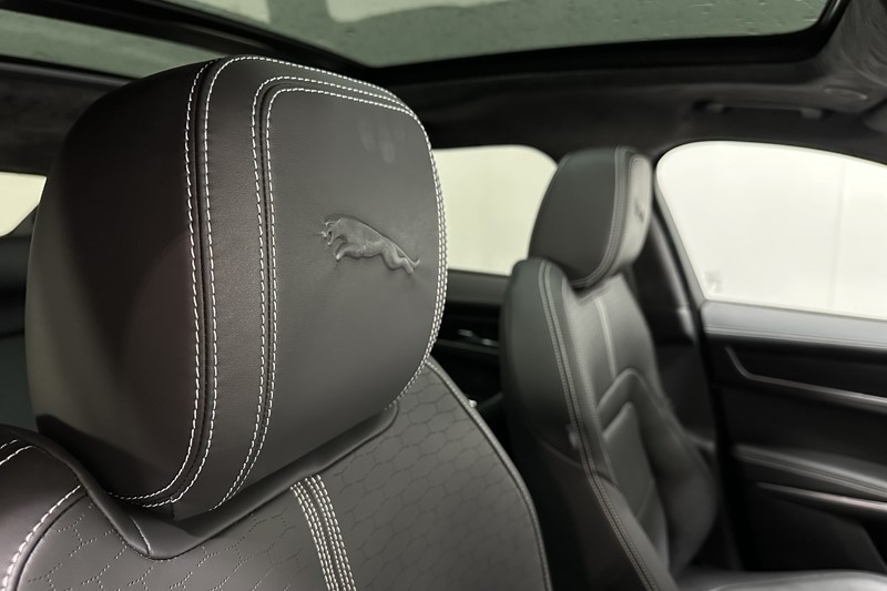 2024 (24) JAGUAR F-PACE 2.0 P400e R-Dynamic HSE Black 5dr Auto AWD 5111559