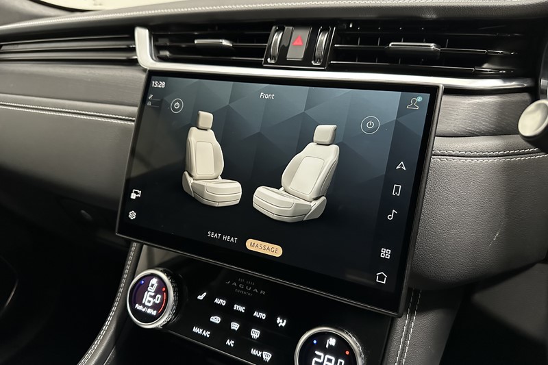 2024 (24) JAGUAR F-PACE 2.0 P400e R-Dynamic HSE Black 5dr Auto AWD 5111571