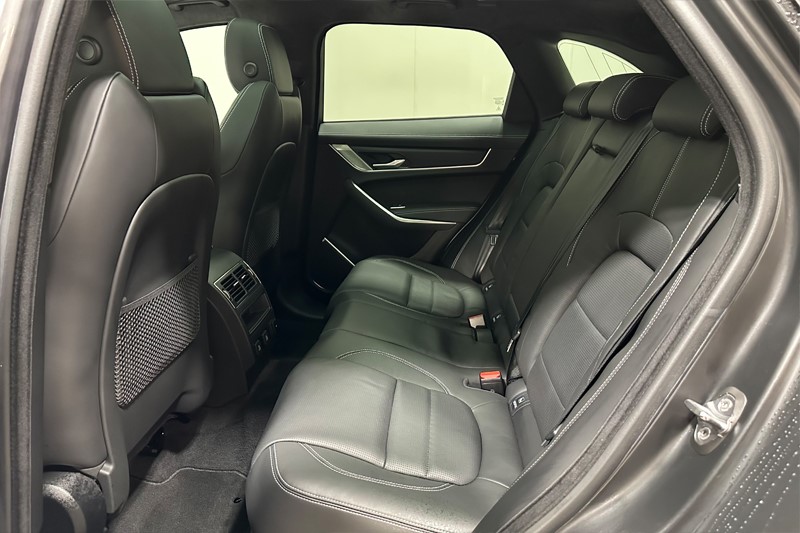 2024 (24) JAGUAR F-PACE 2.0 P400e R-Dynamic HSE Black 5dr Auto AWD 5111543