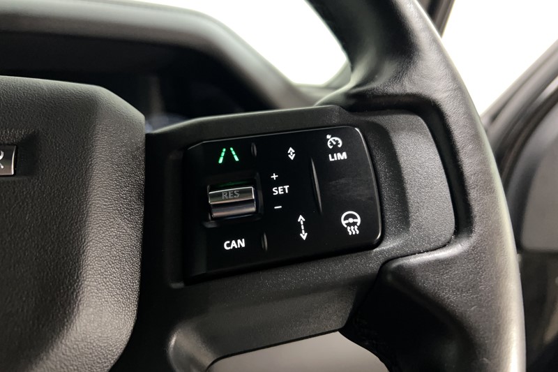 2024 (24) LAND ROVER DEFENDER 3.0 D250 X-Dynamic HSE 90 3dr Auto 5108304