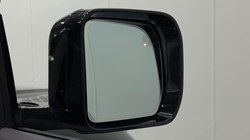 2024 (24) LAND ROVER DEFENDER 3.0 D250 X-Dynamic HSE 90 3dr Auto 5108297