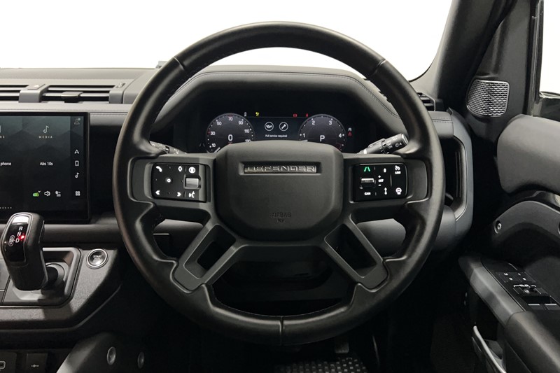 2024 (24) LAND ROVER DEFENDER 3.0 D250 X-Dynamic HSE 90 3dr Auto 5108292