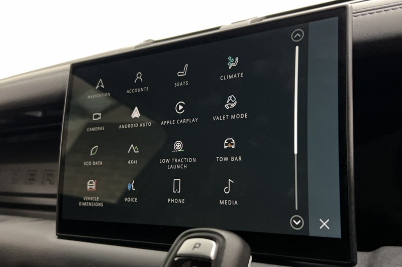 2024 (24) LAND ROVER DEFENDER 3.0 D250 X-Dynamic HSE 90 3dr Auto 5108316