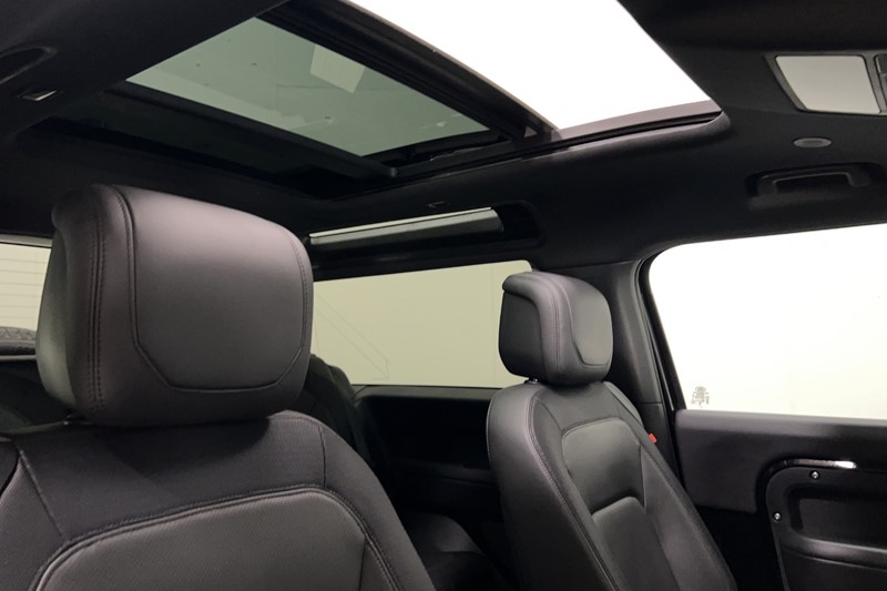 2024 (24) LAND ROVER DEFENDER 3.0 D250 X-Dynamic HSE 90 3dr Auto 5108301